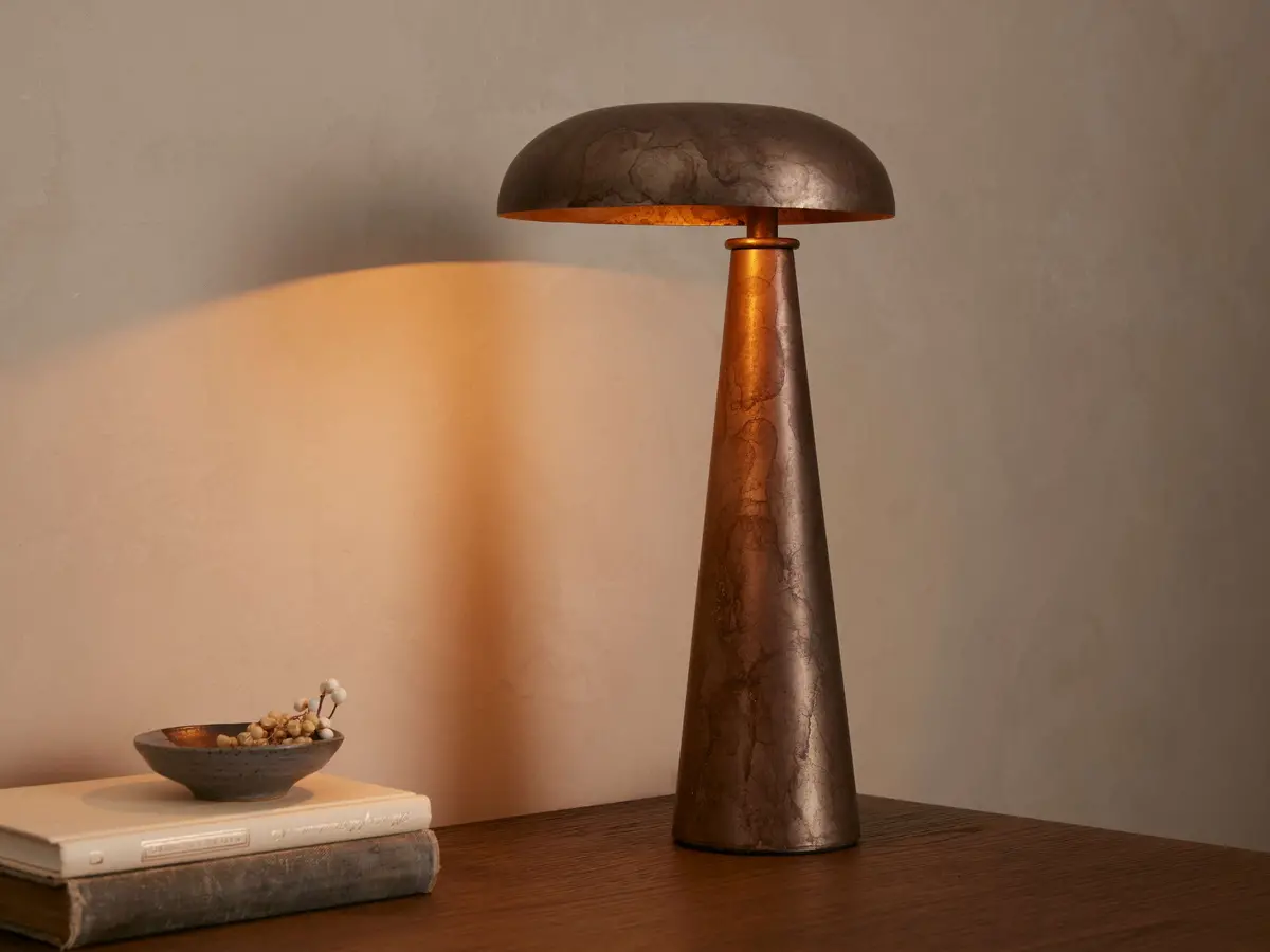Chantou Table Lamp 1