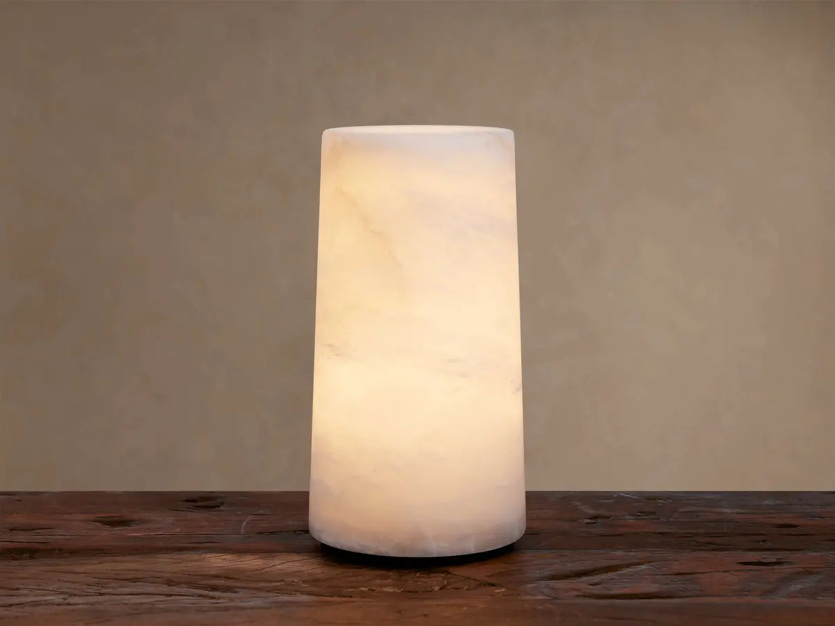 Kelby Outdoor Rechargeable Lamp 1