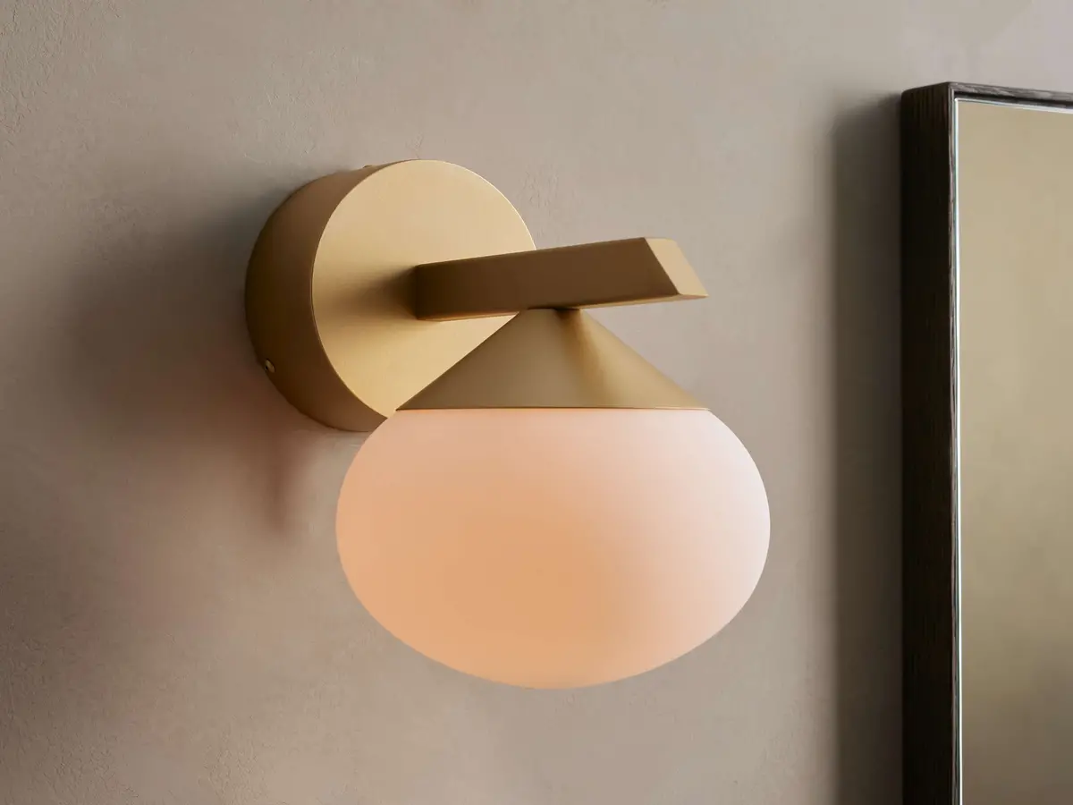 Costella Sconce 1