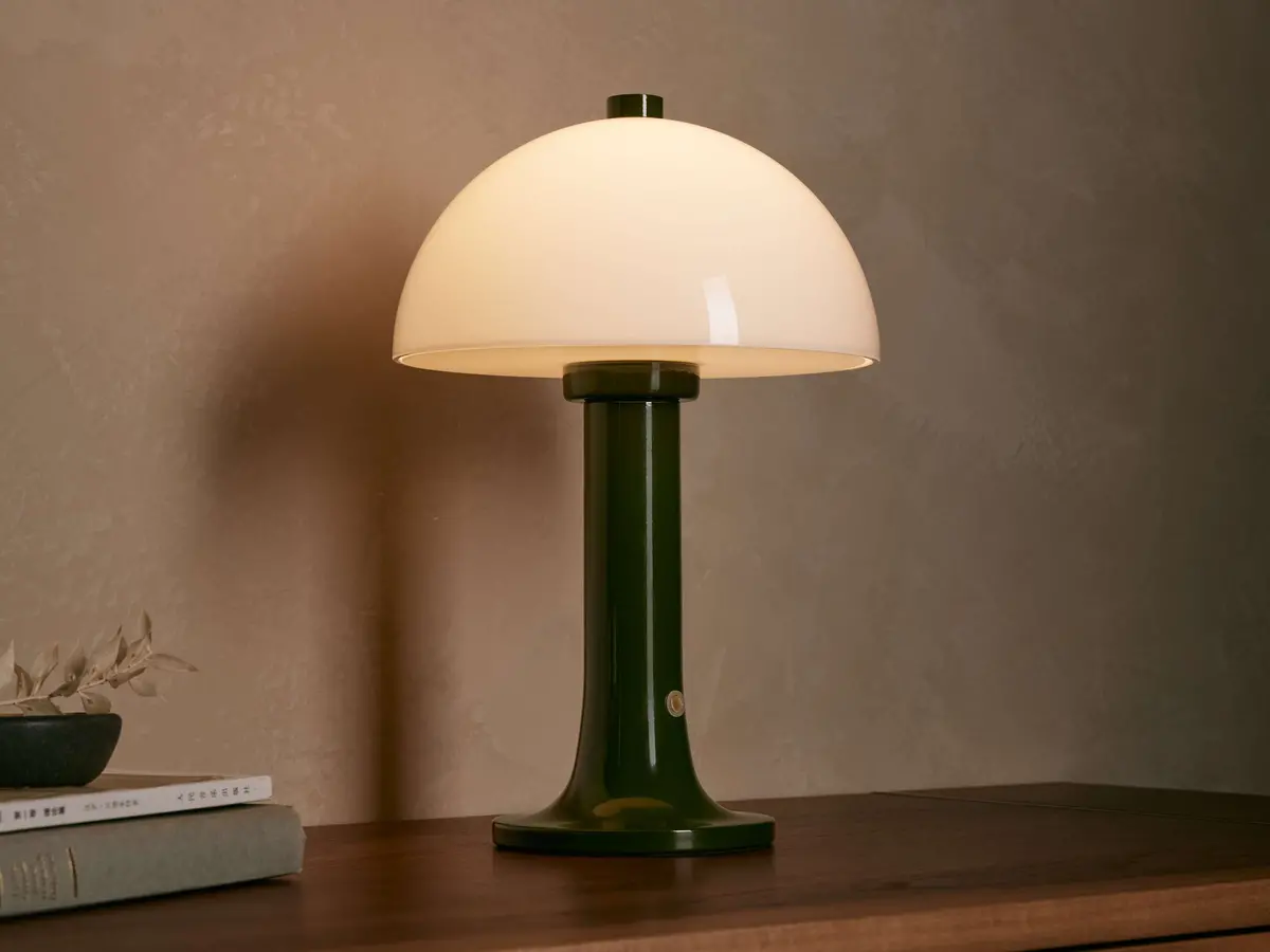 Jocy Portable Table Lamp 1