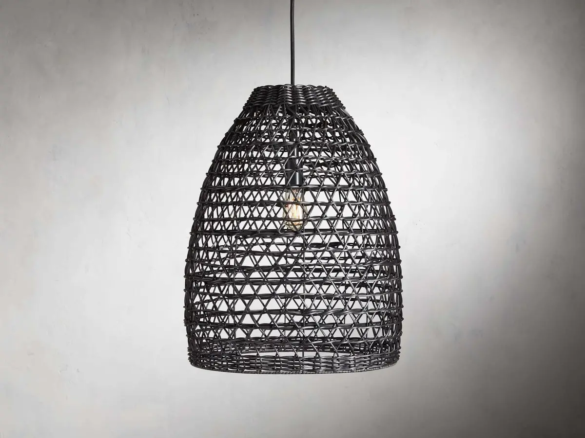 Braemar Outdoor Black Pendant 1