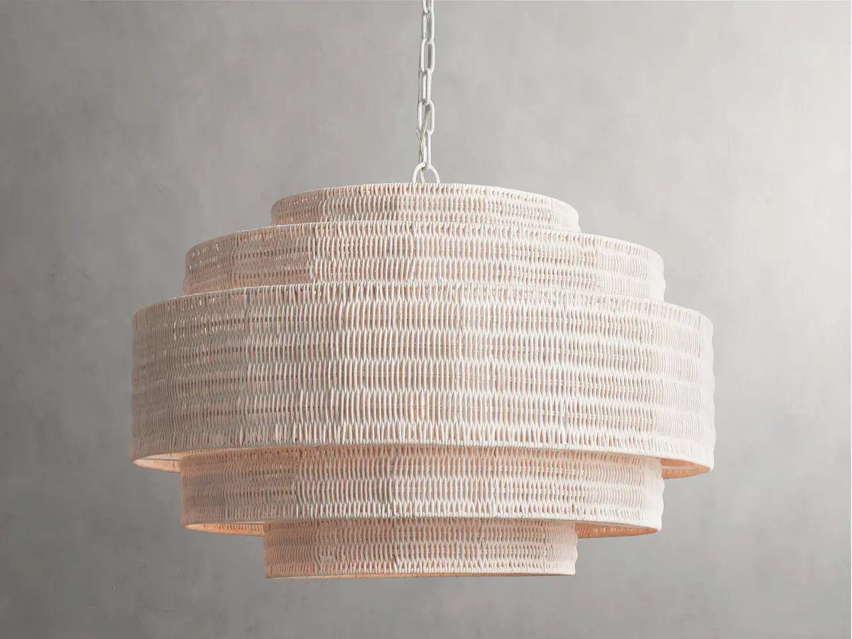 Paloma 28" Chandelier In White 1