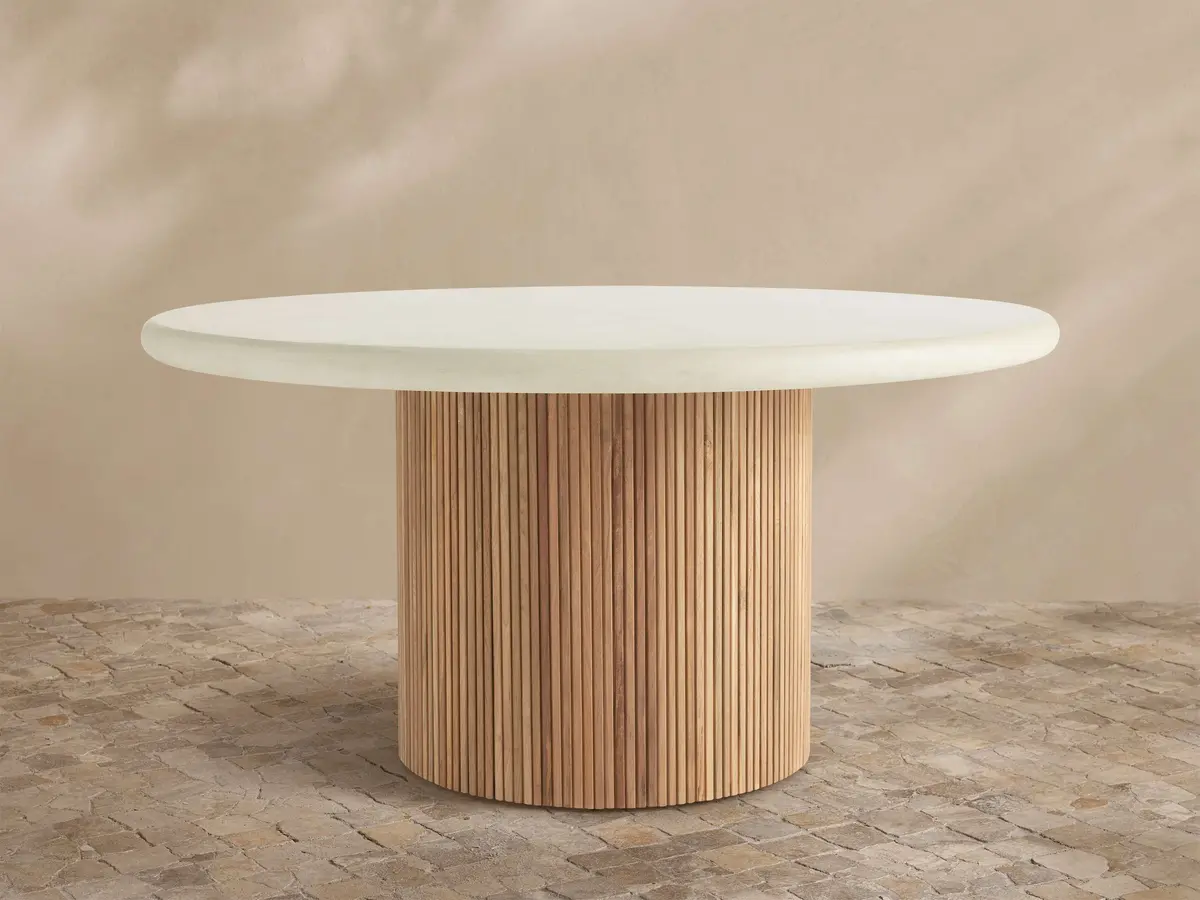 Alesso Outdoor Round Dining Table 1