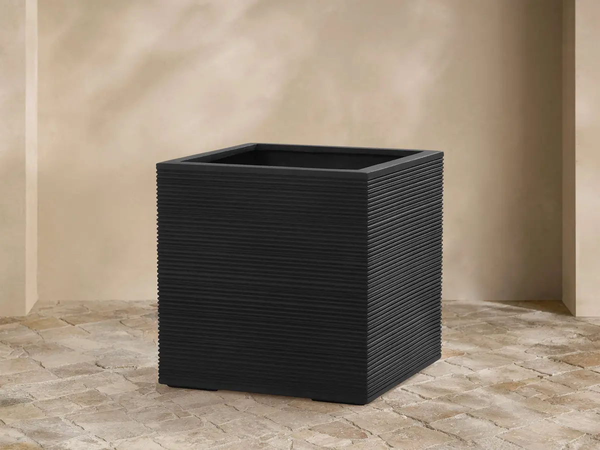 Cabo Outdoor Planter 1