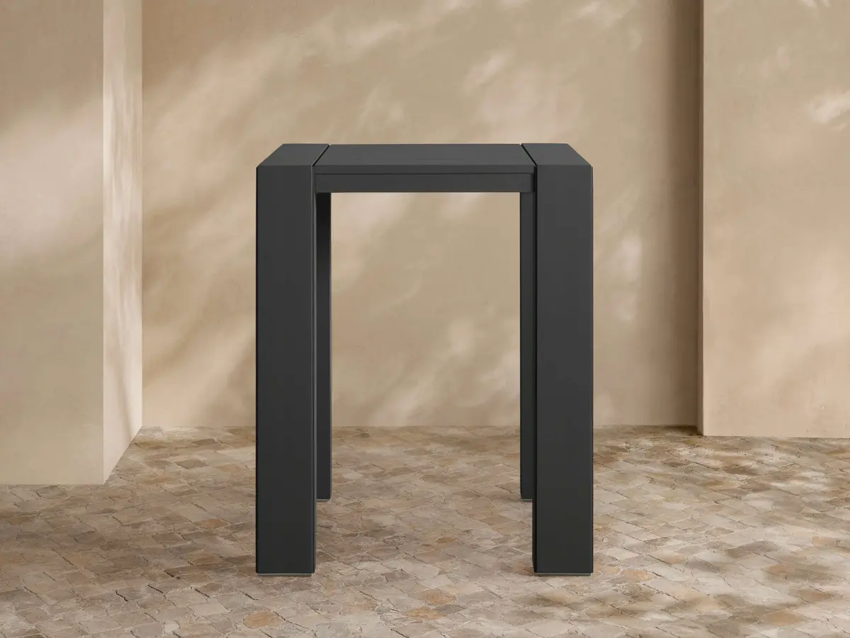 Canyon Outdoor Aluminum Bar Table 1