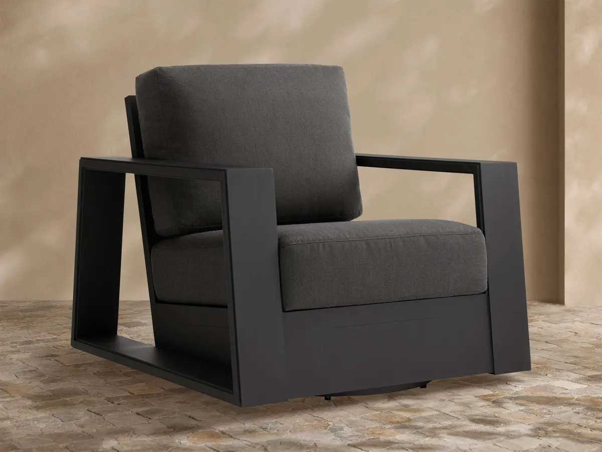 Canyon Outdoor Aluminum Swivel Chair 1