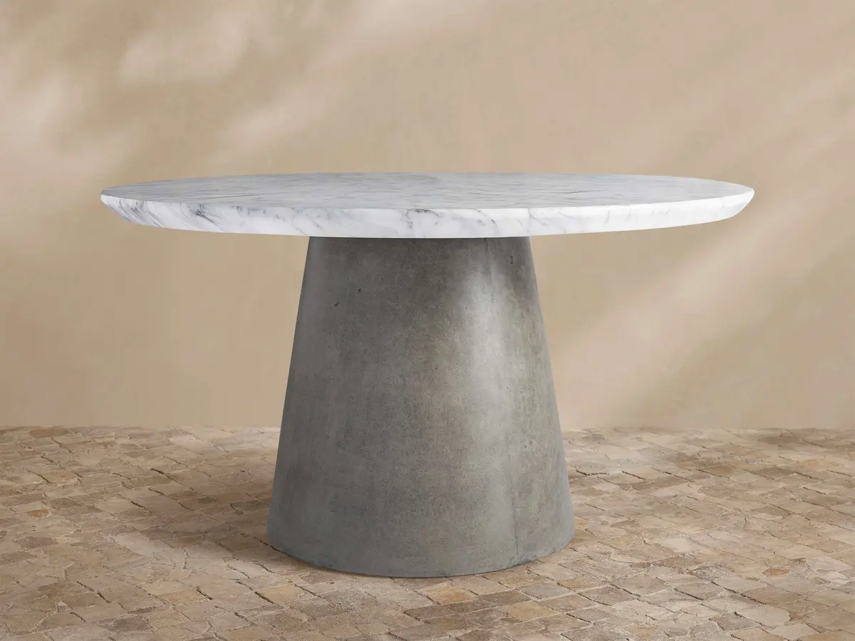 Edgewater Outdoor Dining Table In White Faux Marble 1