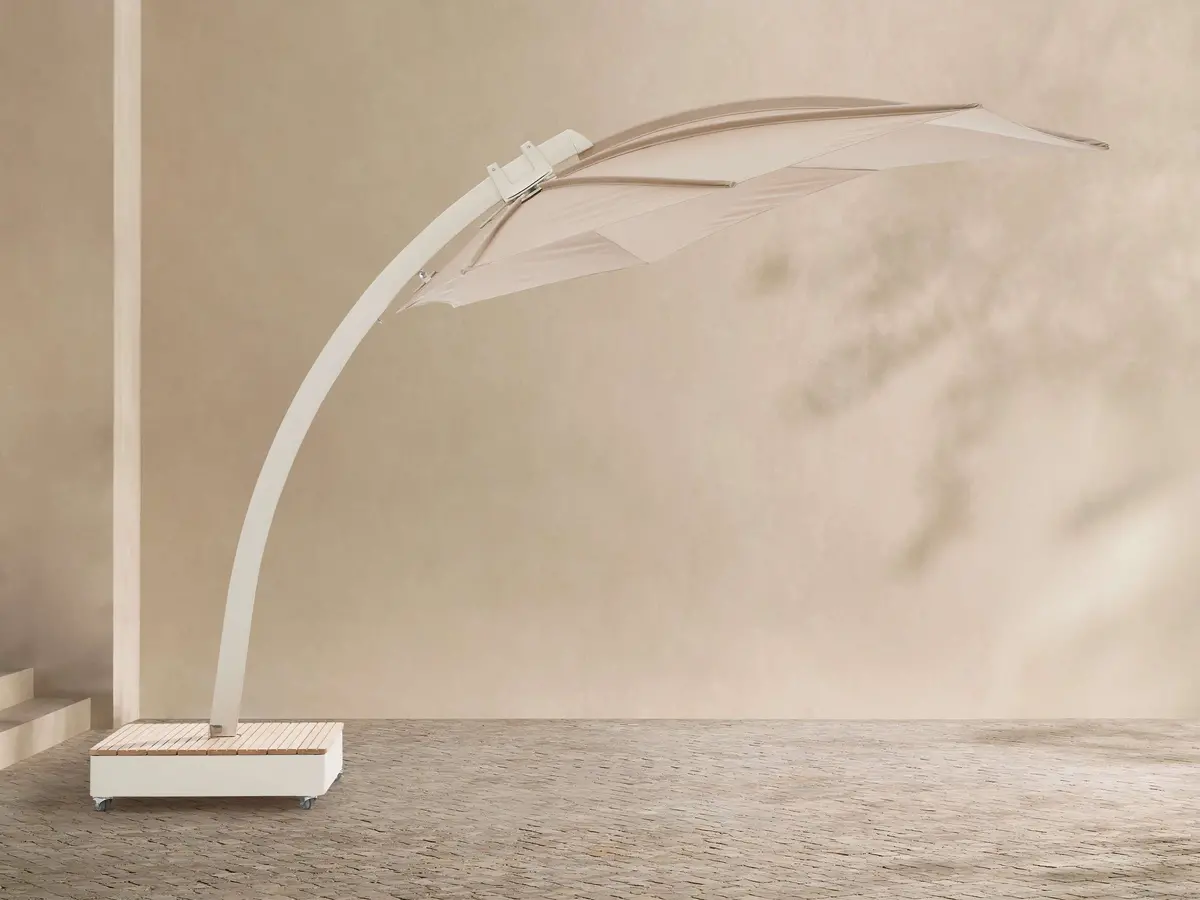 Icarus Outdoor Umbrella In Sand 1