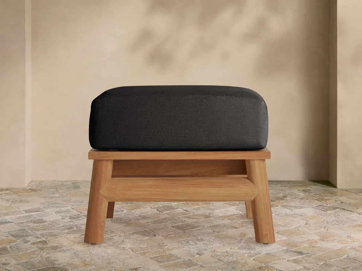 Maxime Outdoor Ottoman 1