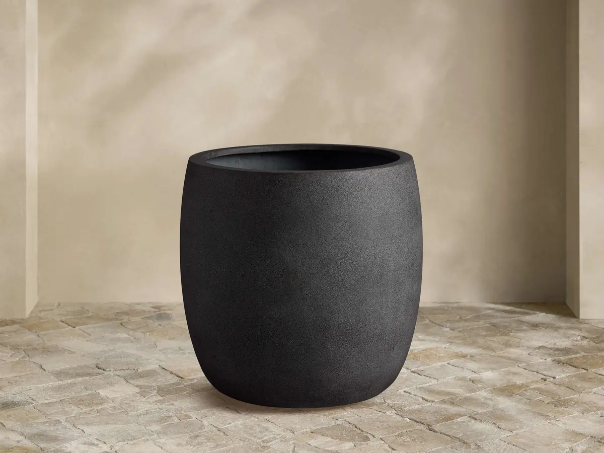 Ojai Outdoor Planter 1