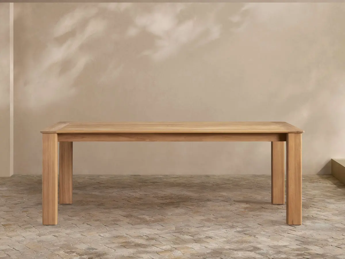 Zoe Outdoor Dining Table 1