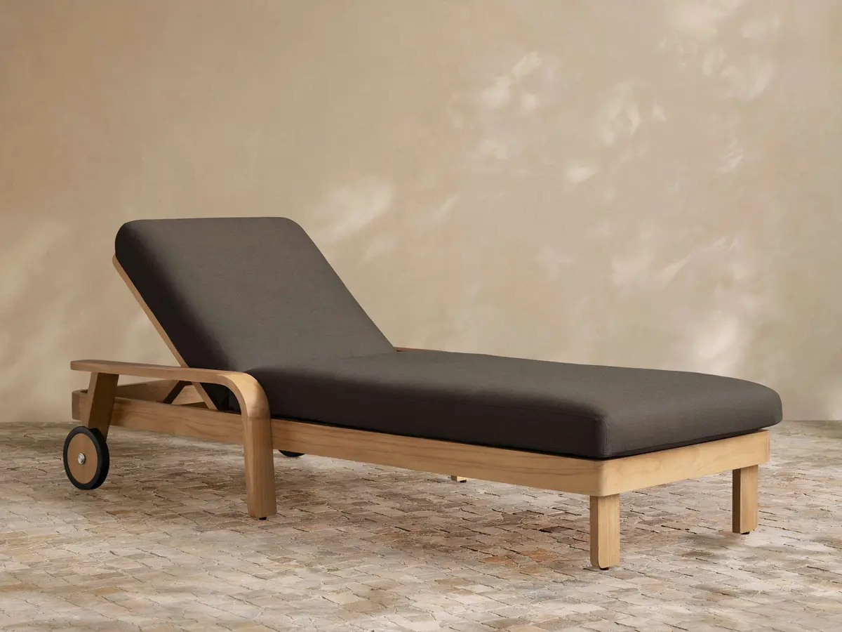 Zoe Outdoor Chaise 1