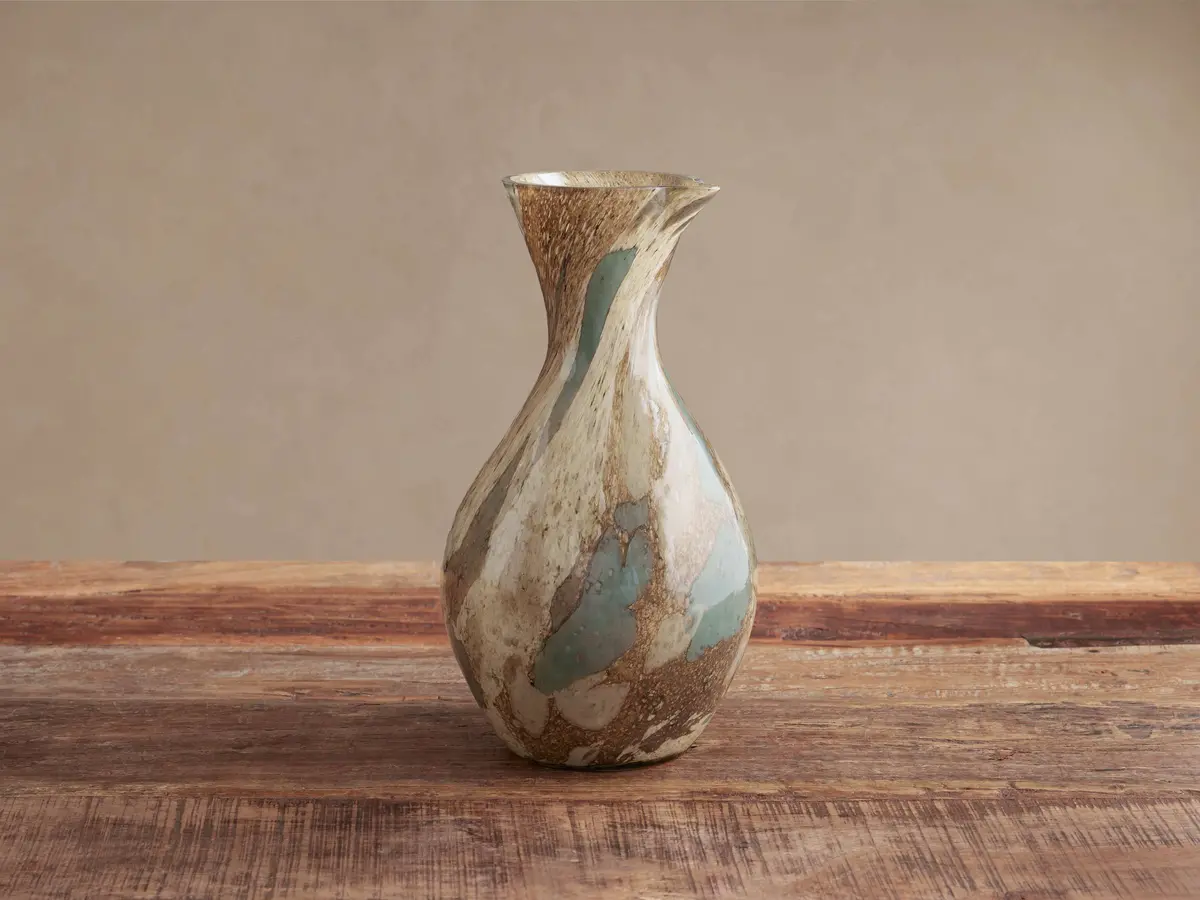 Andromeda Pitcher 1