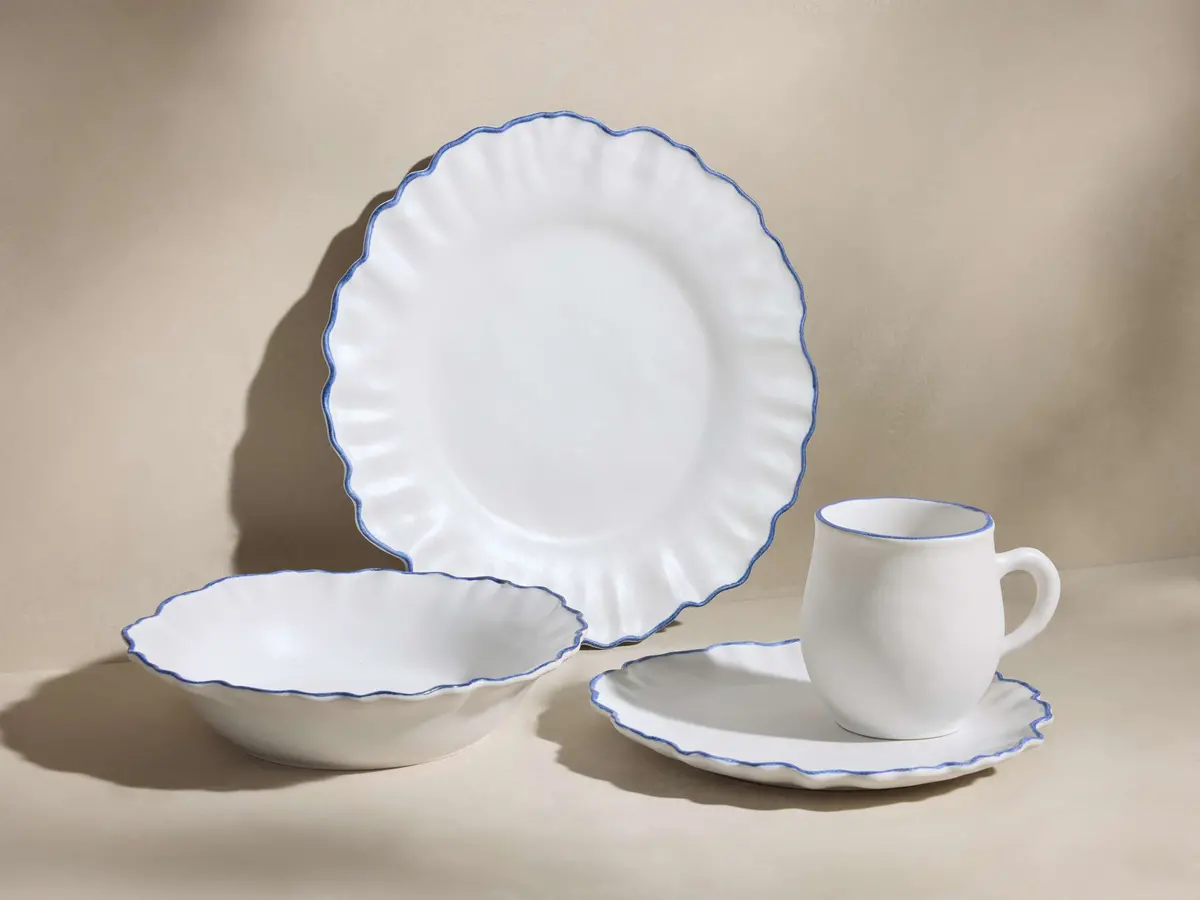 Capuchos Dinnerware With Pasta Bowls (Set Of 16) 1