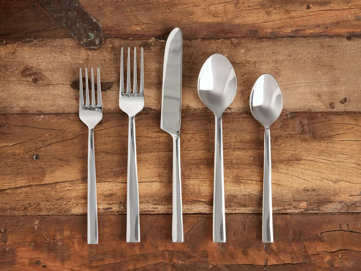 Kade Five Piece Place Setting 1