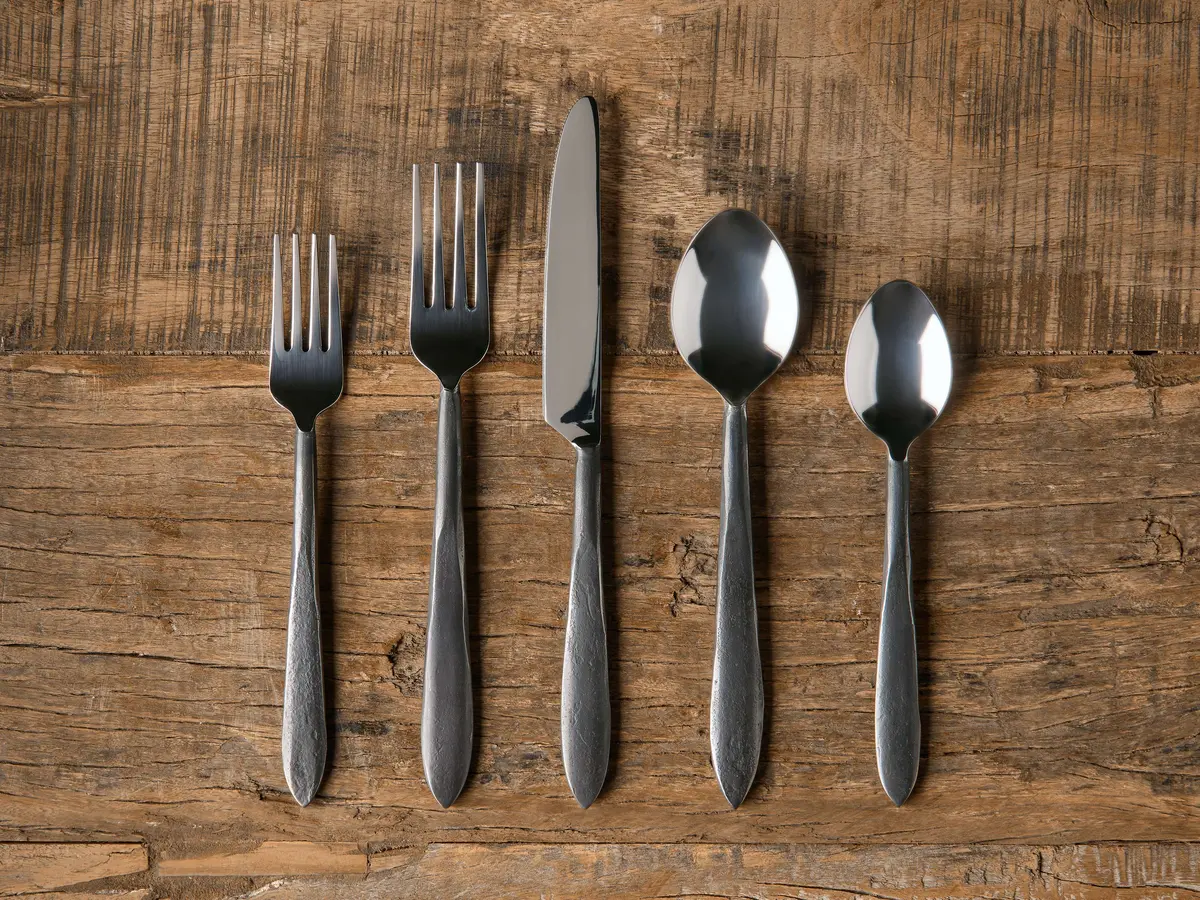Murray Five Piece Place Setting 1