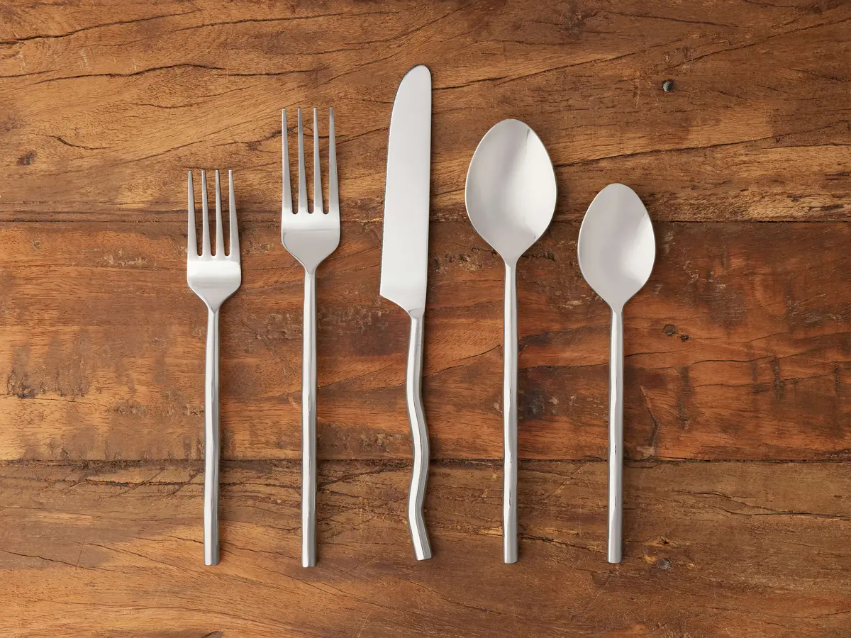 Oaklynn Five Piece Place Setting 1