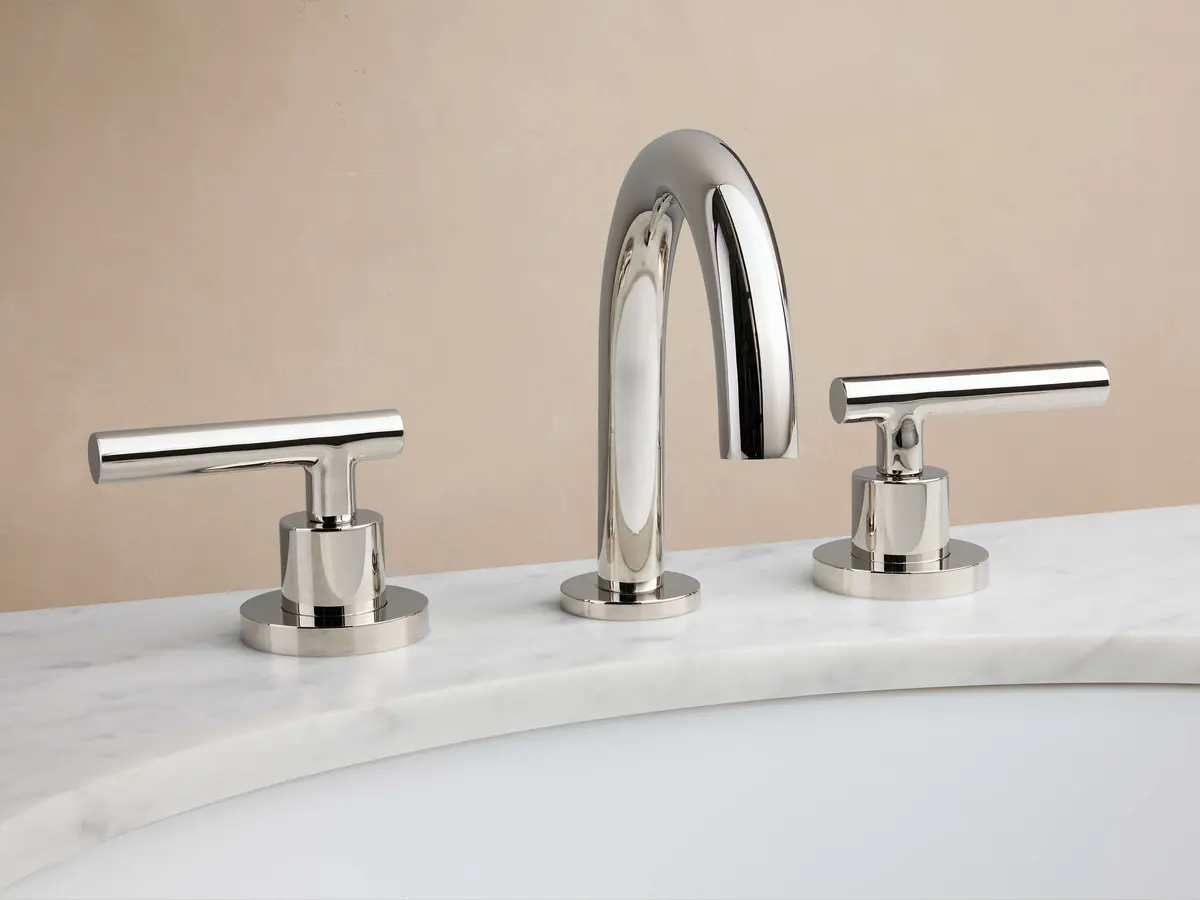 Crewe Smooth Faucet In Polished Nickel 1