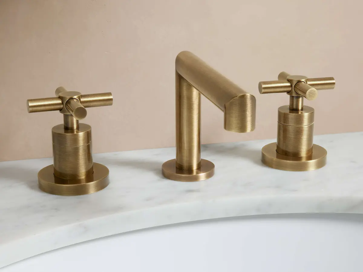 Lomas Faucet In Antique Brass 1