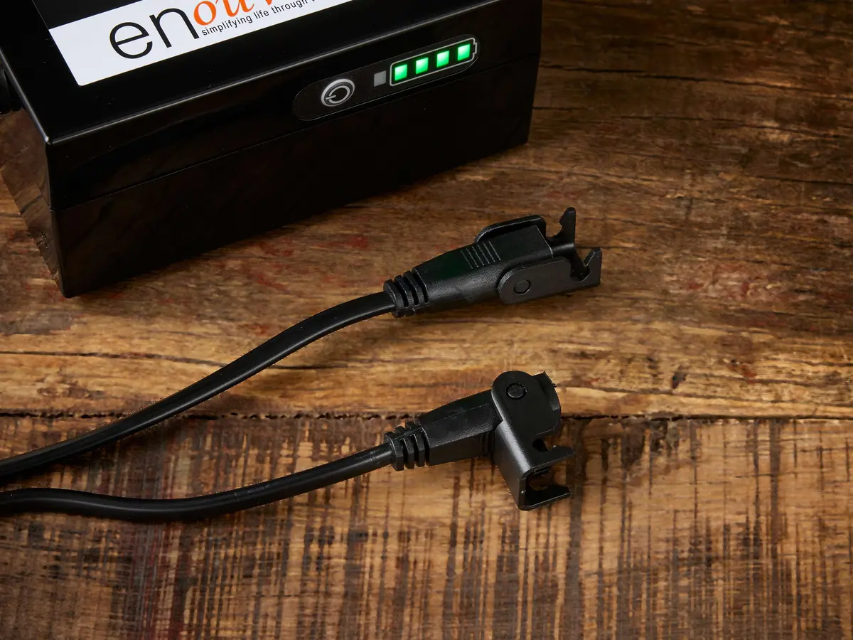 Enouvation E6 Motion Battery Pack Splitter Cable 1