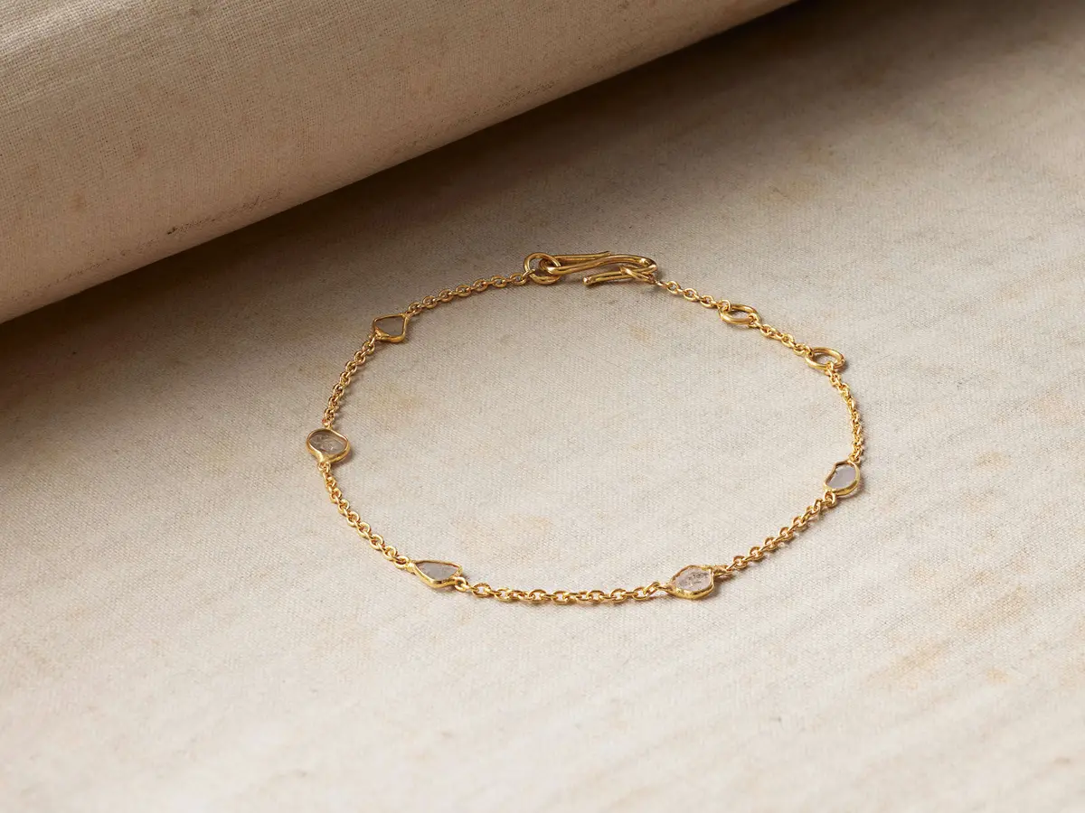 Alvita Bracelet 1