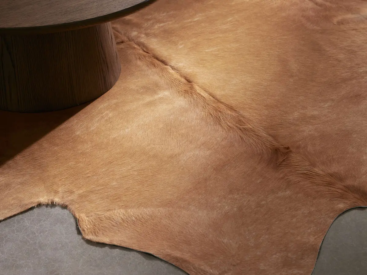 Creme Caramel Hair On Hide Rug 1