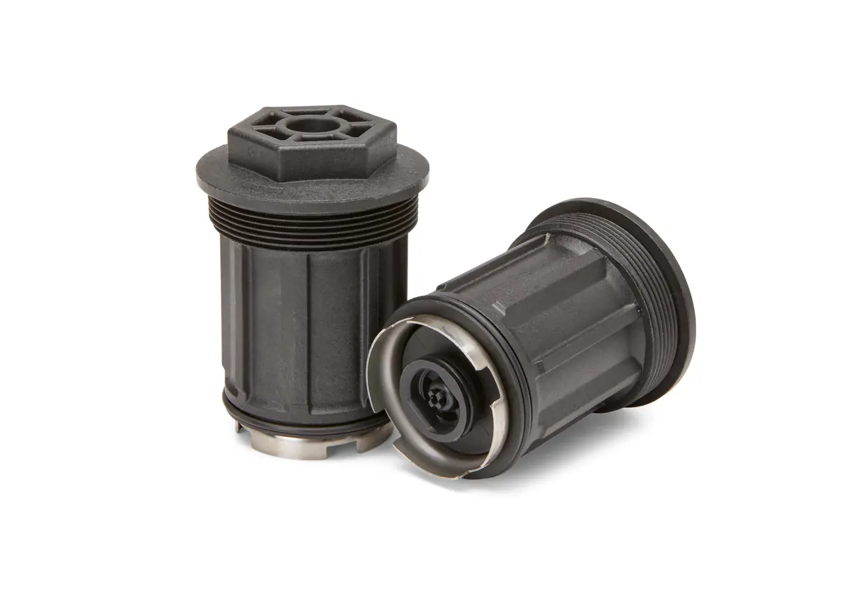 Fleetguard Uf104 Urea Filter 1