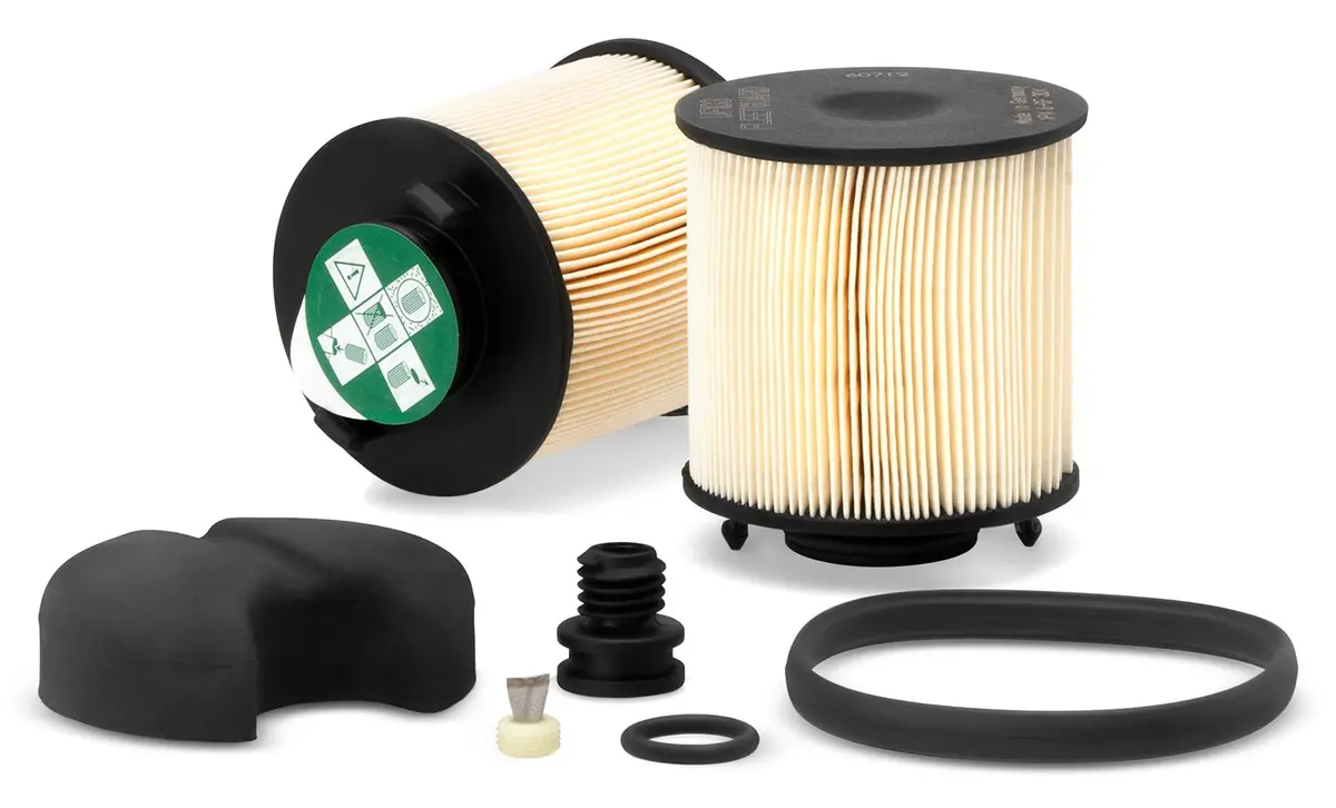 Fleetguard Uf103 Urea Filter 1