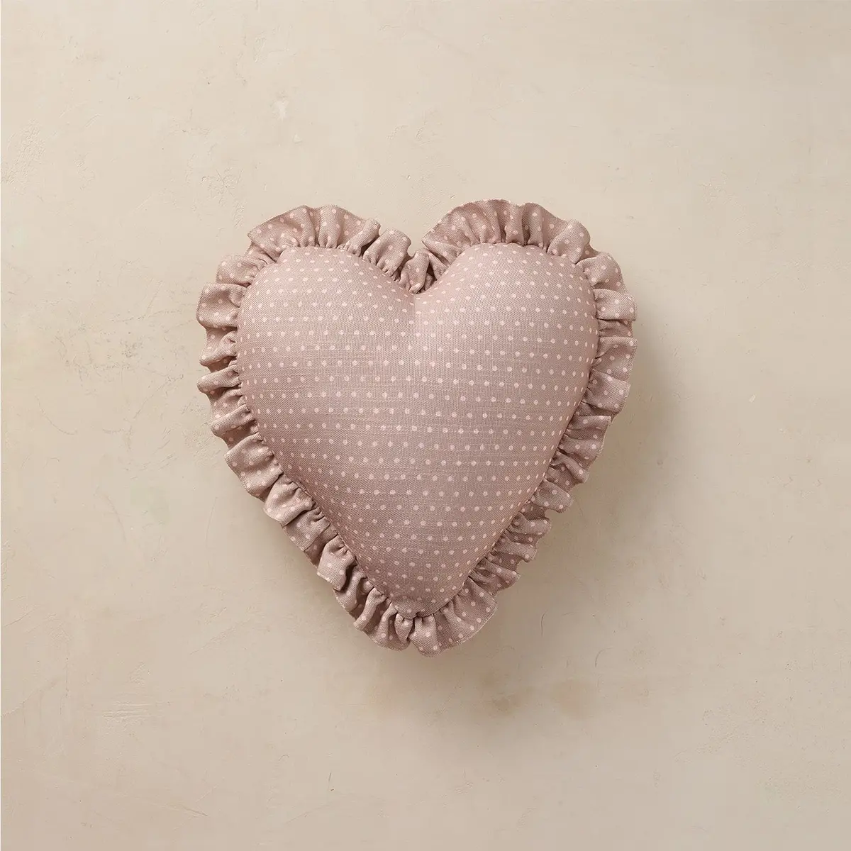 Heart Ruffle Pillow | Swiss Dot 1