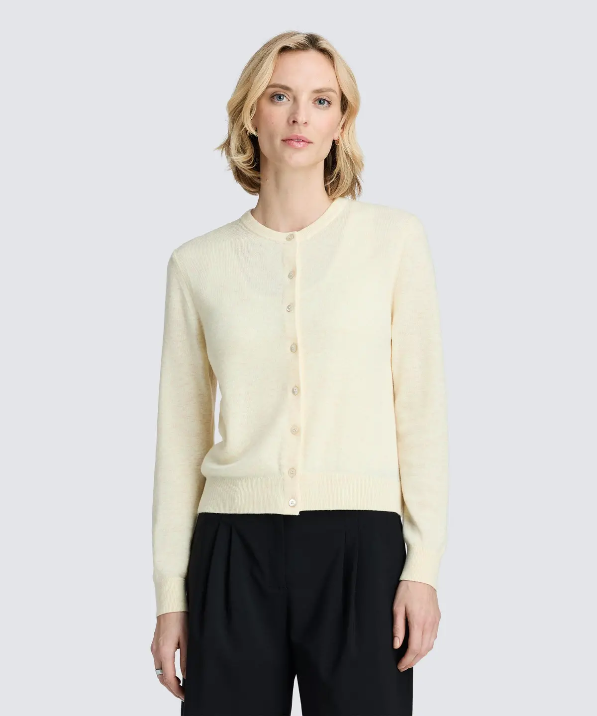Women's Knit Cardigan 16