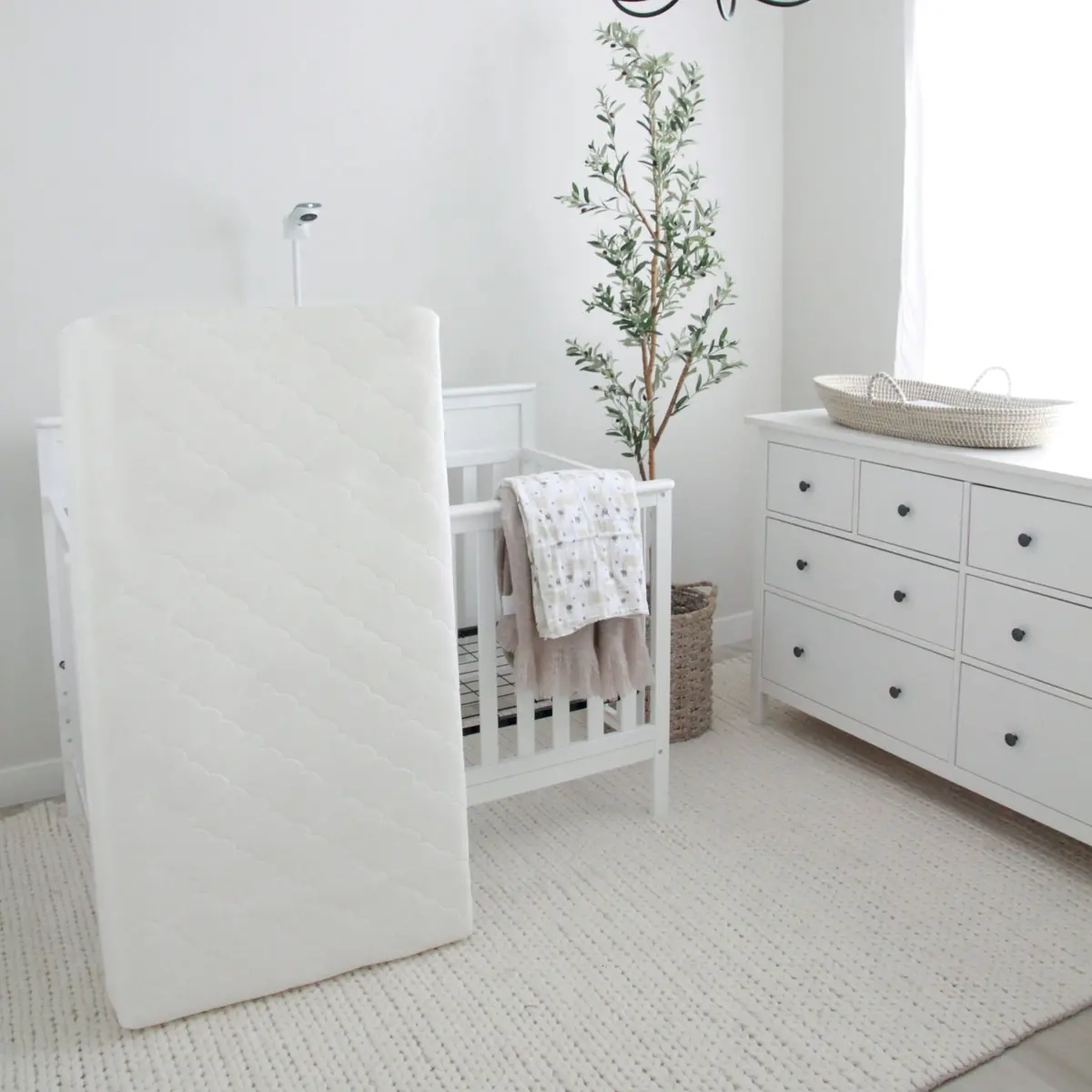 Newton Waterproof Crib Mattress 1