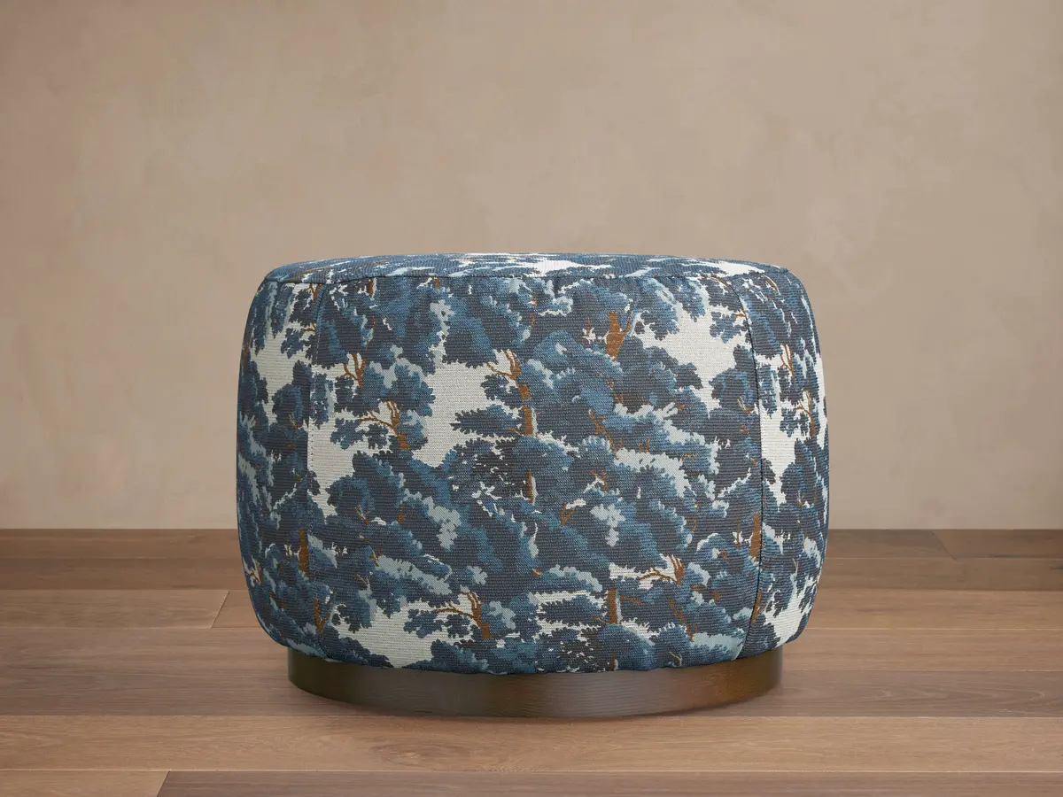 Ryles Plinth Ottoman In Oaks Pacific 1