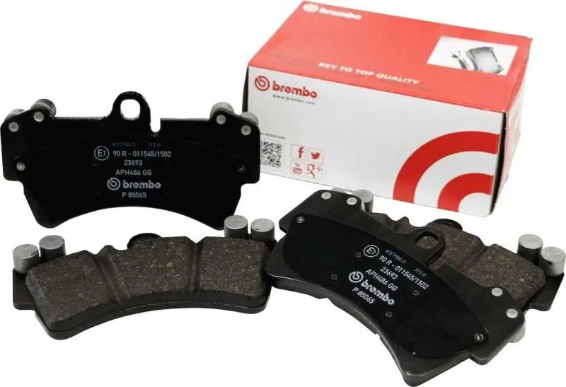 Brembo Rear Ceramic Nao Brake Pads For Mercedes-Benz C43 Amg (2017–2020) And C450 Amg (2016) – Oe Equivalent 1